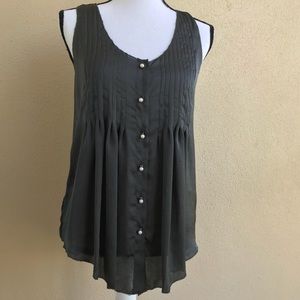 🍍NWOT 🌟 Violet & Claire Top